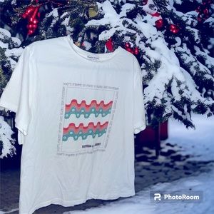 Tee shirt size small Happiness is a journey logo